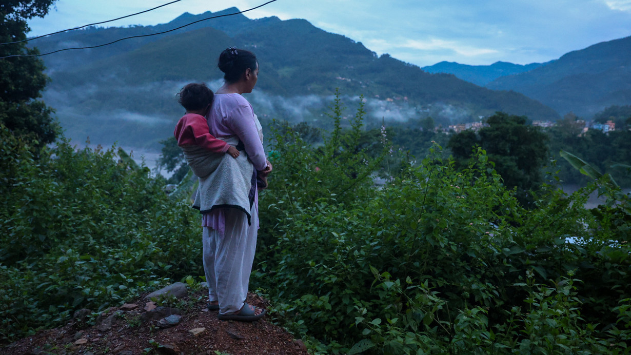 nepal-deki-sel-felaketinde-can-kayb-art-yor