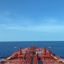 İran: Hürmüz Boğazı’nda askeri gemilerin geçişi hala yasak