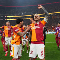 Mauro Icardi, 25 valizle İstanbul'dan ayrıldı