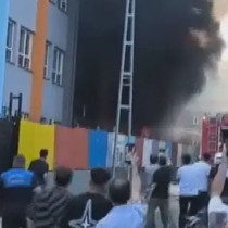 Esenyurt'ta okulda korkutan yangın