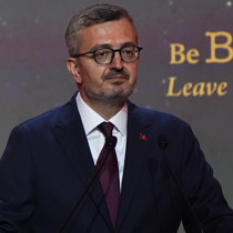Duran: "Gerçekleri olduğu gibi anlatmanın cesaret gerektirdiği bir dönemdeyiz"