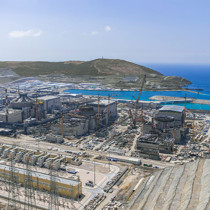 Akkuyu NGS'nin 1. güç ünitesine temsili nükleer yakıt yüklendi
