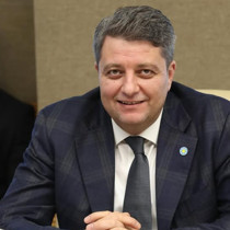 İYİ Parti'den istifa eden Ersin Beyaz, AK Parti'ye katıldı