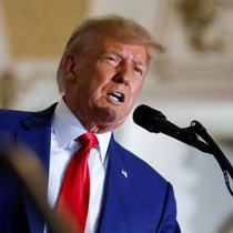 Trump'tan İran açıklaması: Onları çok sert bir şekilde vuracağız
