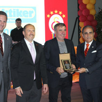 Galatasaray'ın şampiyonluk kutlamasına Gheorghe Hagi de katıldı
