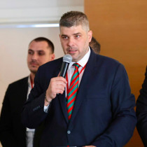 Karşıyaka'da başkanlığa Yiğit Tusder seçildi