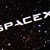 Elon Musk dünyanın ilk trilyoneri oldu