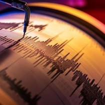 Endonezya'da 6,7 büyüklüğünde deprem