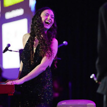 Genç Türk Müzisyen Su Yavuz’a Berklee’den ödül