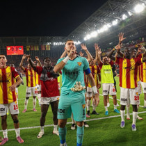 Göztepe, Mohammad Khalifeh'in peşinde