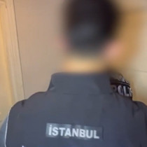 Küçükçekmece'de 90 kilogram uyuşturucu ele geçirildi; 3 kişi gözaltında