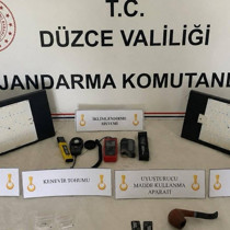 Düzce'de kaçakçılık ve uyuşturucu operasyonu: 10 şüpheli yakalandı