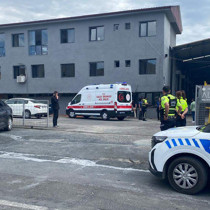 Fabrikada silahlı ve bıçaklı kavga: 1 ölü, 1 yaralı