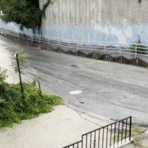 Ankara'da araçların çıkamadığı yokuş Türkiye'de gündem oldu