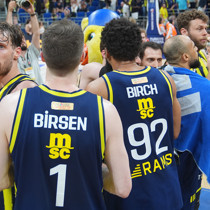 Fenerbahçe, 13. kez şampiyonluğa ulaştı