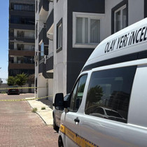 Gaziantep'te bir kadın 4 yaşındaki oğluyla 8'inci kattan atladı