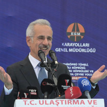 Uraloğlu: "Bir zamanlar 'girilmez' denilen vadilerde şimdi tüneller açılıyor, köprüler yükseliyor"
