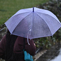 Bu illerde yaşayanlar dikkat! Meteoroloji'den kuvvetli rüzgar ve sağanak uyarısı!