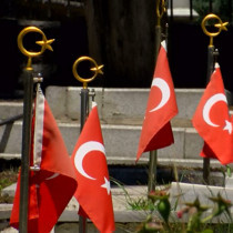 Edirnekapı Şehitliği'nde buruk babalar günü