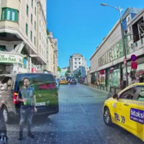 Beyoğlu'nda yol verme tartışması: "Boksörüm bak vallahi çeneni kırarım"