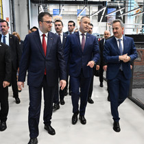 Polonya Cumhurbaşkanı Nawrocki, ASELSAN'ı ziyaret etti