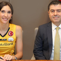 VakıfBank, Naz Aydemir Akyol yeniden kadrosuna kattı