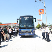Fenerbahçe’ye Düzce’de coşkulu karşılama