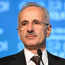 Bakan Uraloğlu’ndan Hürmüz Boğazı ve Basra Körfezi'ndeki Türk gemilerine ilişkin açıklama