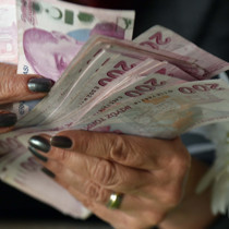 Haziran ayı doğum yardımı ödemeleri hesaplara yatırıldı