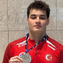 Milli sualtı sporcusu Kaan Efe Kaya dünya ikincisi oldu
