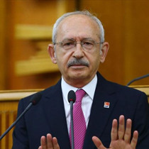 CHP'de sular durulmuyor! Kılıçdaroğlu'ndan yeni hamle: Özel'i görevden alıp yerine o ismi atadı!