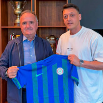 Rizespor, Mesut Özil'i duyurdu