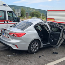 Karabük'te feci kaza: Ölü ve yaralılar var