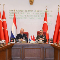 Genelkurmay Başkanı Bayraktaroğlu, Hollandalı mevkidaşı Eichelsheim ile görüştü