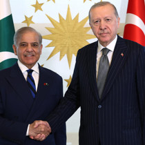 Erdoğan, Pakistan Başbakanı Şerif'i resmi törenle karşıladı