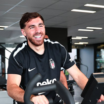 Beşiktaş'ta kaptan Orkun Kökçü, Slovakya kampına katıldı