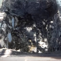 Buzdolabı bomba gibi patladı; evde büyük hasar oluştu