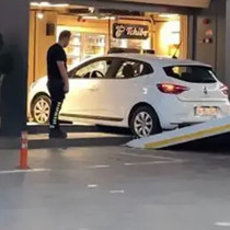 İstanbul Bağcılar'da akılalmaz kaza