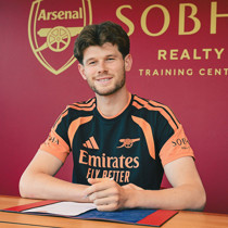 Arsenal'a Fransız file bekçisi