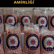 İzmir’de 280 bin sentetik ecza ele geçirildi; 3 gözaltı