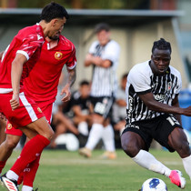 Beşiktaş, Widzew Lodz'a mağlup oldu