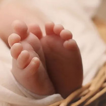 İngiltere'de en popüler erkek bebek ismi yine Muhammed oldu