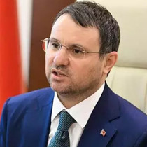 Bakan Gürlek, Kızılay’a 150 bin lira bağışladı