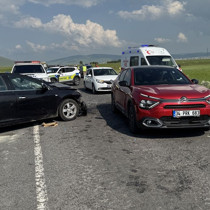 Ardahan'da trafik kazası: 7 yaralı