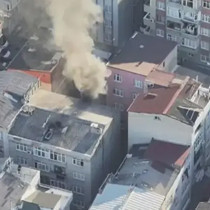 Bağcılar'da evlat dehşeti! İstediği reddedilince evi ateşe verdi
