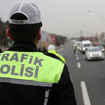 İstanbul Valiliği duyurdu: Yarın bazı yollar trafiğe kapatılacak