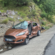 Zonguldak'ta feci kaza: Tır ile çarpışan otomobildeki yaşlı çift can verdi