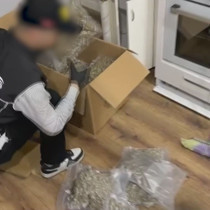 İstanbul'da üç ilçede uyuşturucu operasyonu