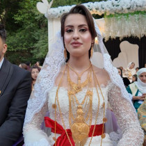Şırnak'ta takı rekoru kıran düğün: 35 koyun kesildi, milyonlar havada uçuştu