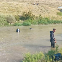 Bulanık'ta acı olay: Çaya düşen 2 kardeşten biri yaşamını yitirdi, diğeri kayıp